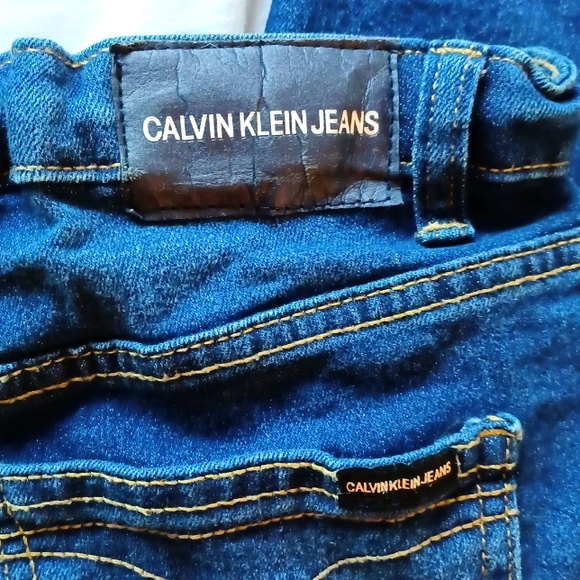 ♻️levi's & calvin klein jeans♻️ - Picture 3 of 5